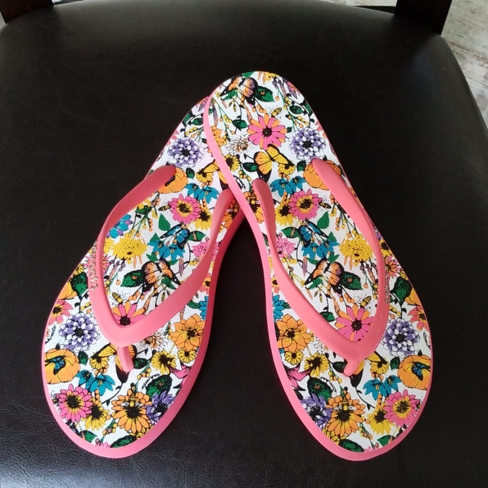 BRAND NEW!! sakroots Encore VLite Flip Flops - Picture 5 of 6